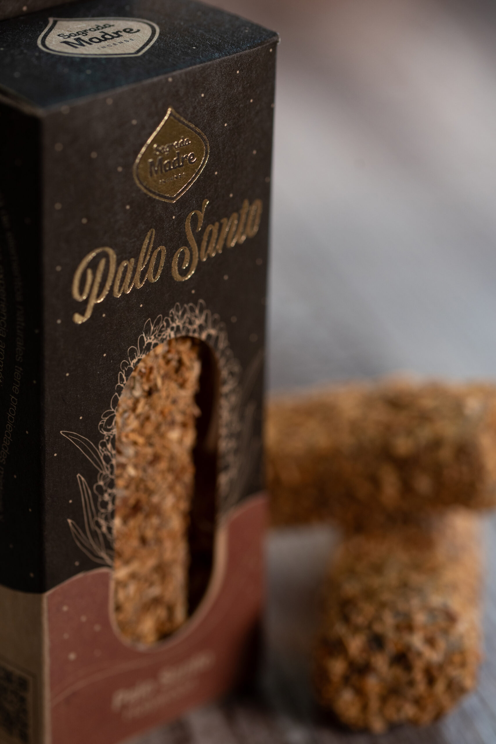 Stick de Palo Santo Puro con Chips - Imagen 4
