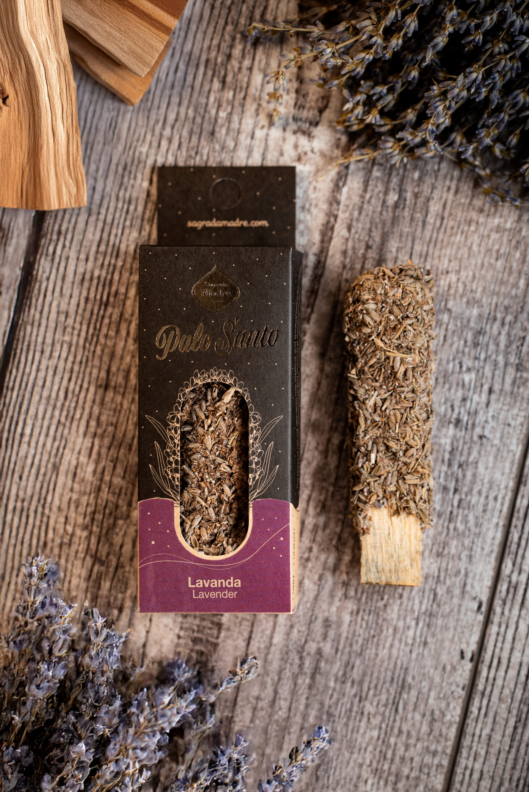 Stick de Palo Santo con Flores de Lavanda de La Patagonia - Imagen 2