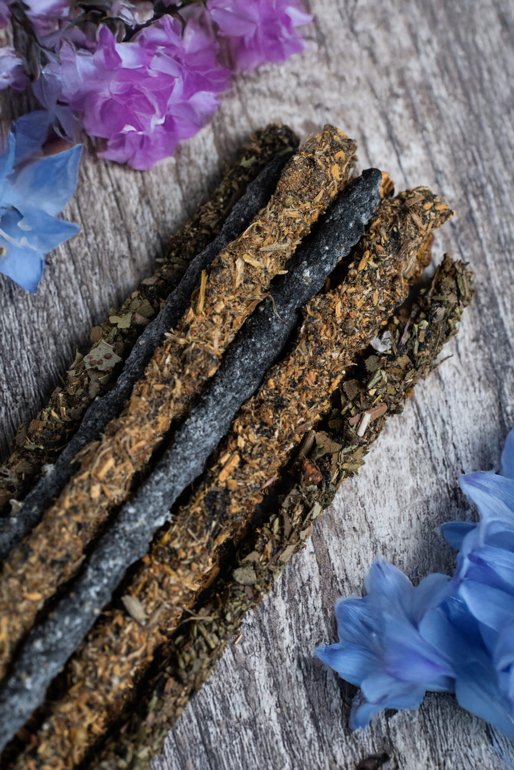Mix Herbal - (Eucalipto - Laurel - Caléndula - Lavanda - Olíbano Blanco - Canela ) x10 Unidades - Imagen 3