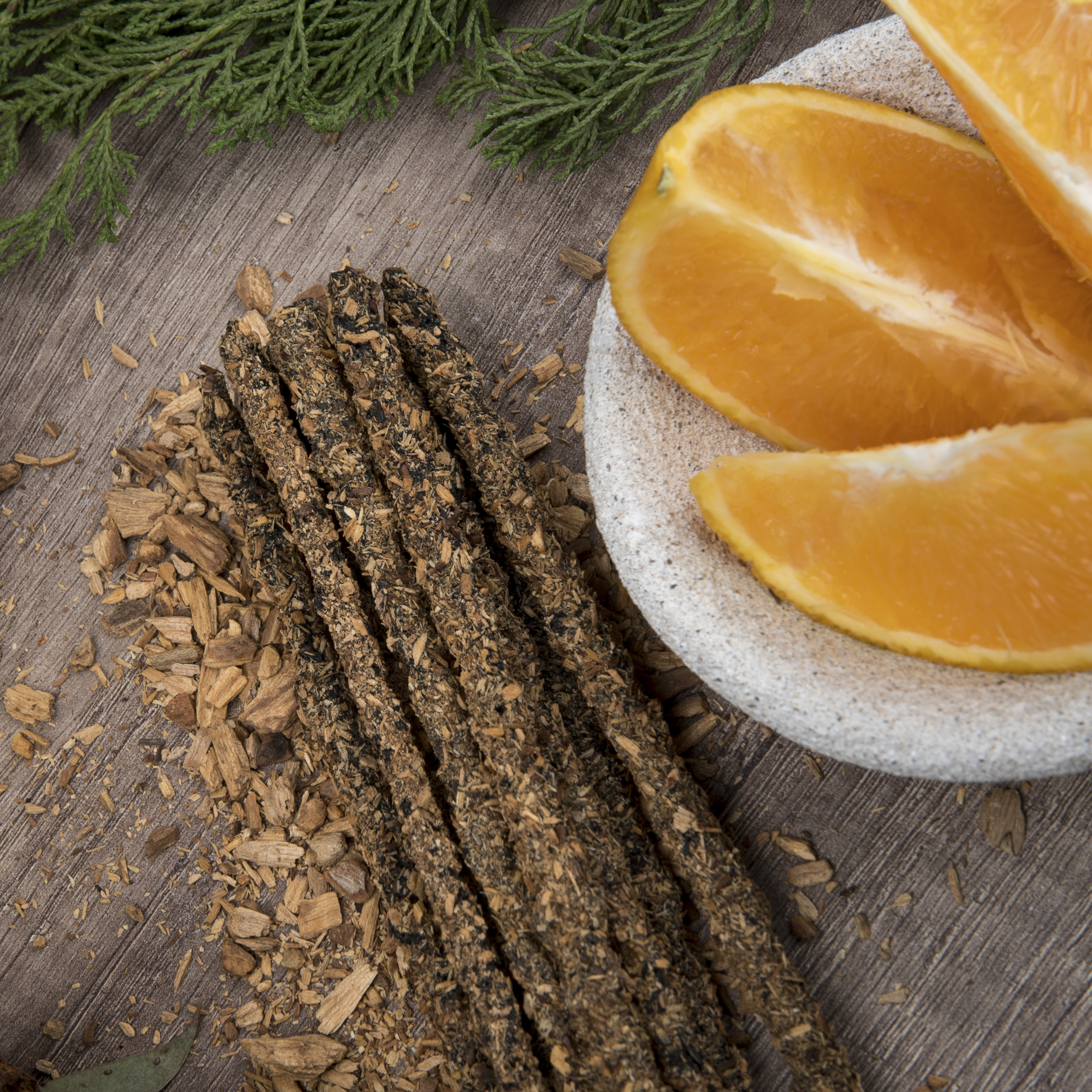 Incienso Natural de Citronela, Naranja y Palo Santo